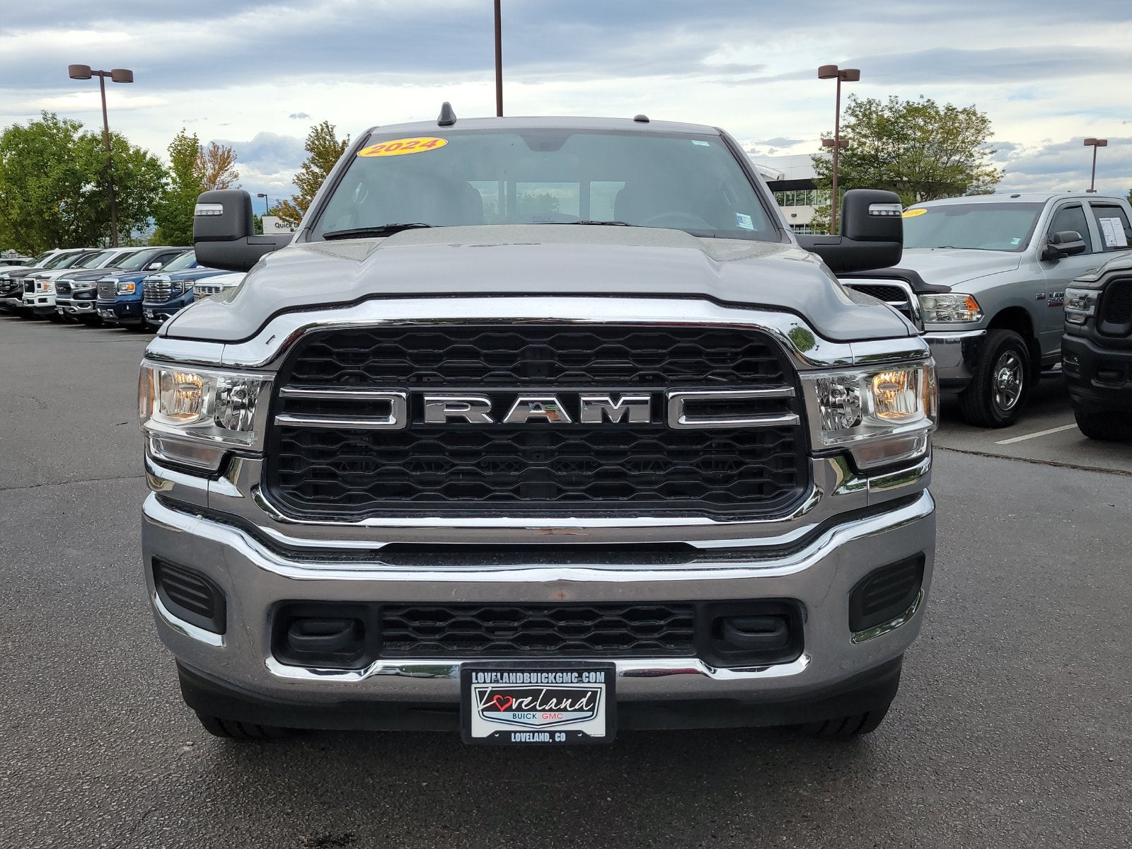 2024 RAM 2500 Tradesman Crew Cab 4x4 6'4" Box