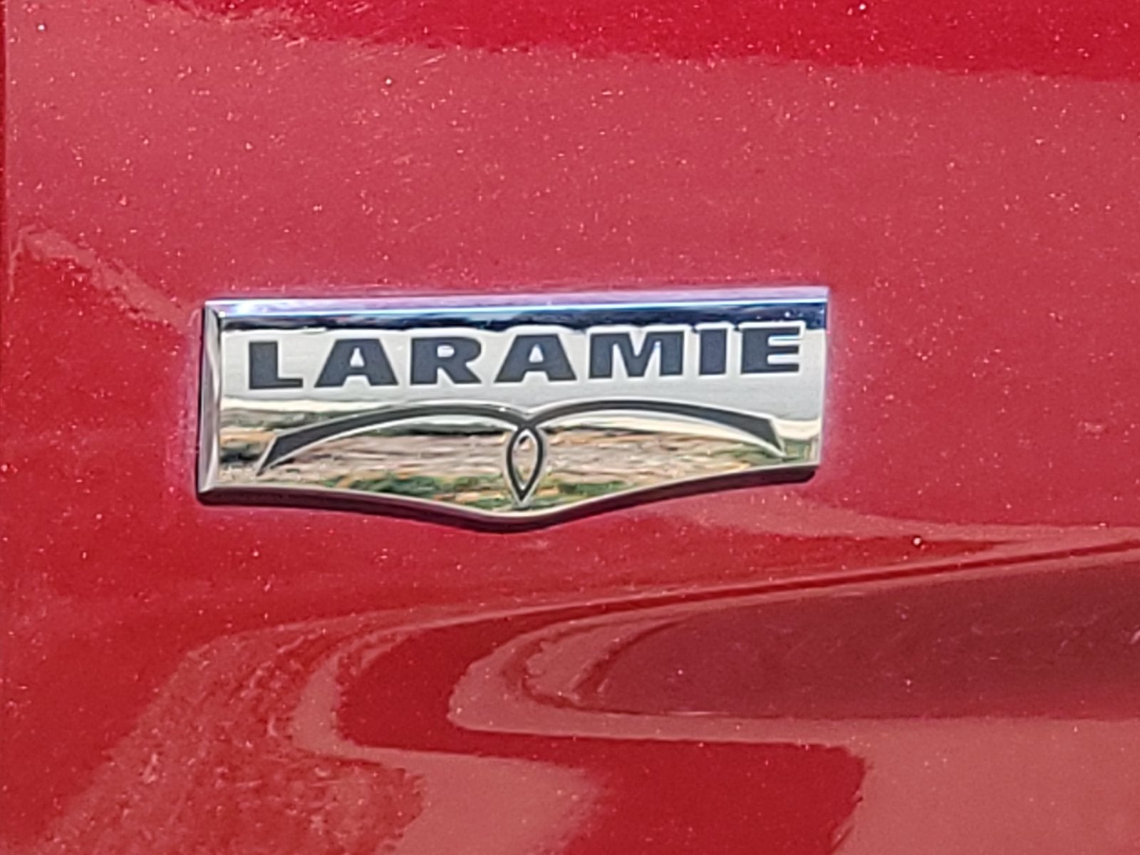 2017 RAM 2500 Laramie Crew Cab 4x4 6'4" Box