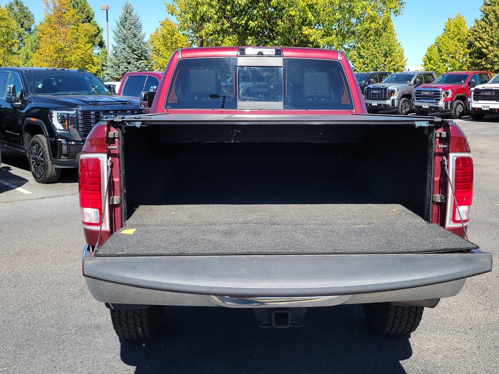 2017 RAM 2500 Laramie Crew Cab 4x4 6'4" Box