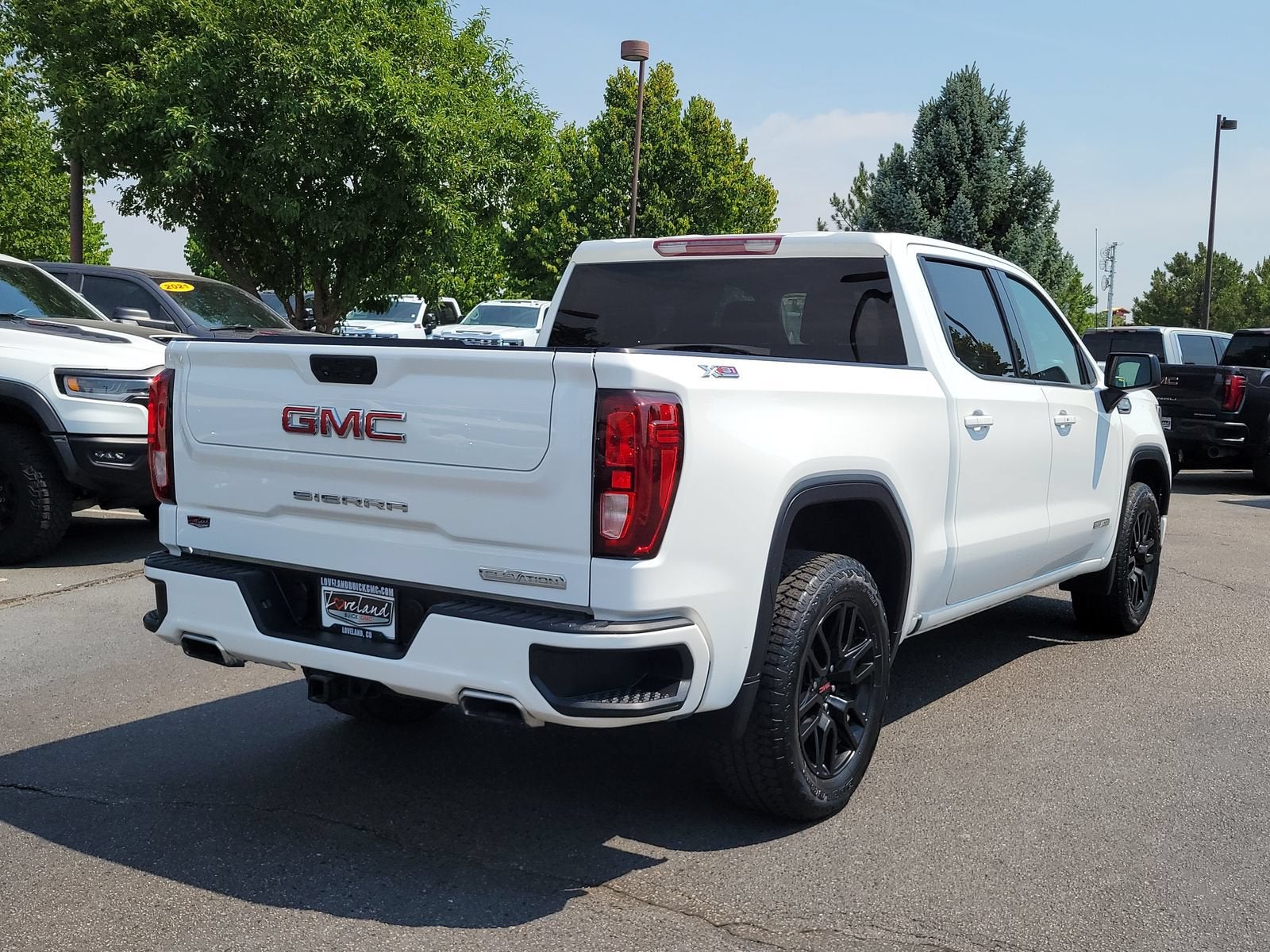 2023 GMC Sierra 1500 Elevation