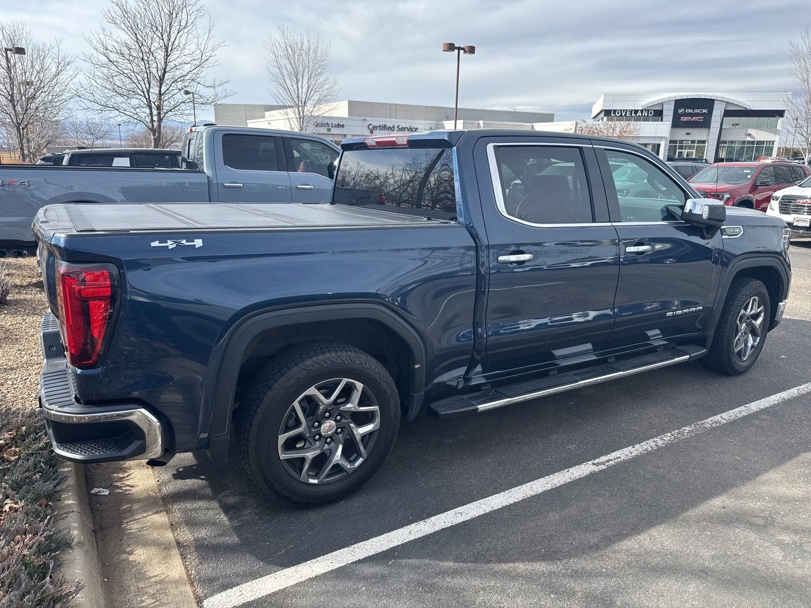 2022 GMC Sierra 1500 SLT