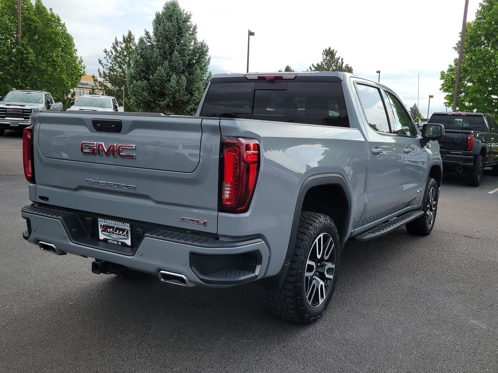 2024 GMC Sierra 1500 AT4
