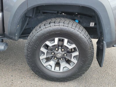 2016 Toyota Tacoma SR