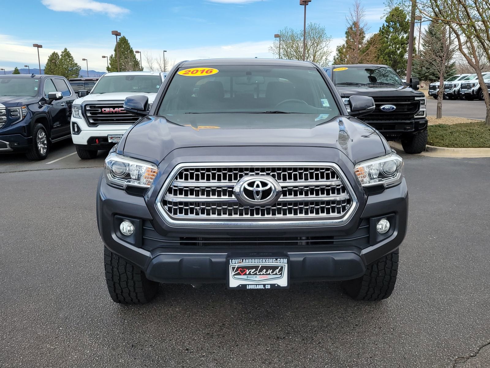 2016 Toyota Tacoma SR