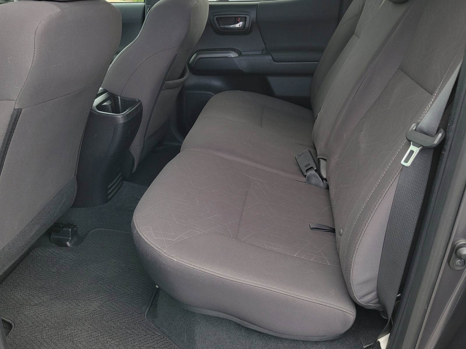 2016 Toyota Tacoma SR