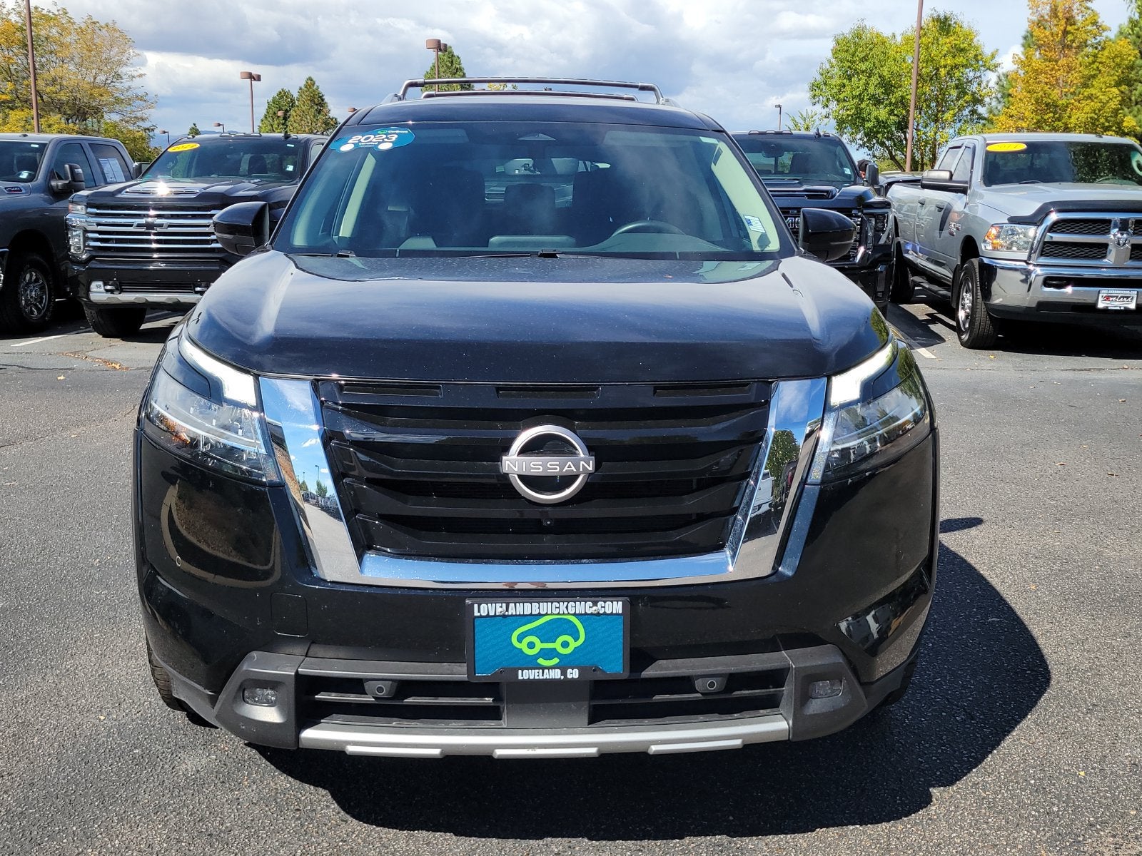 2023 Nissan Pathfinder SL 4WD
