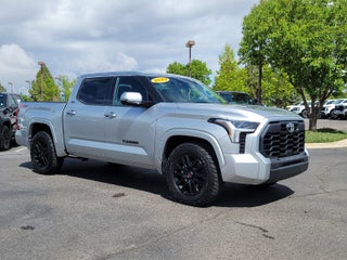 2022 Toyota Tundra 4WD SR5