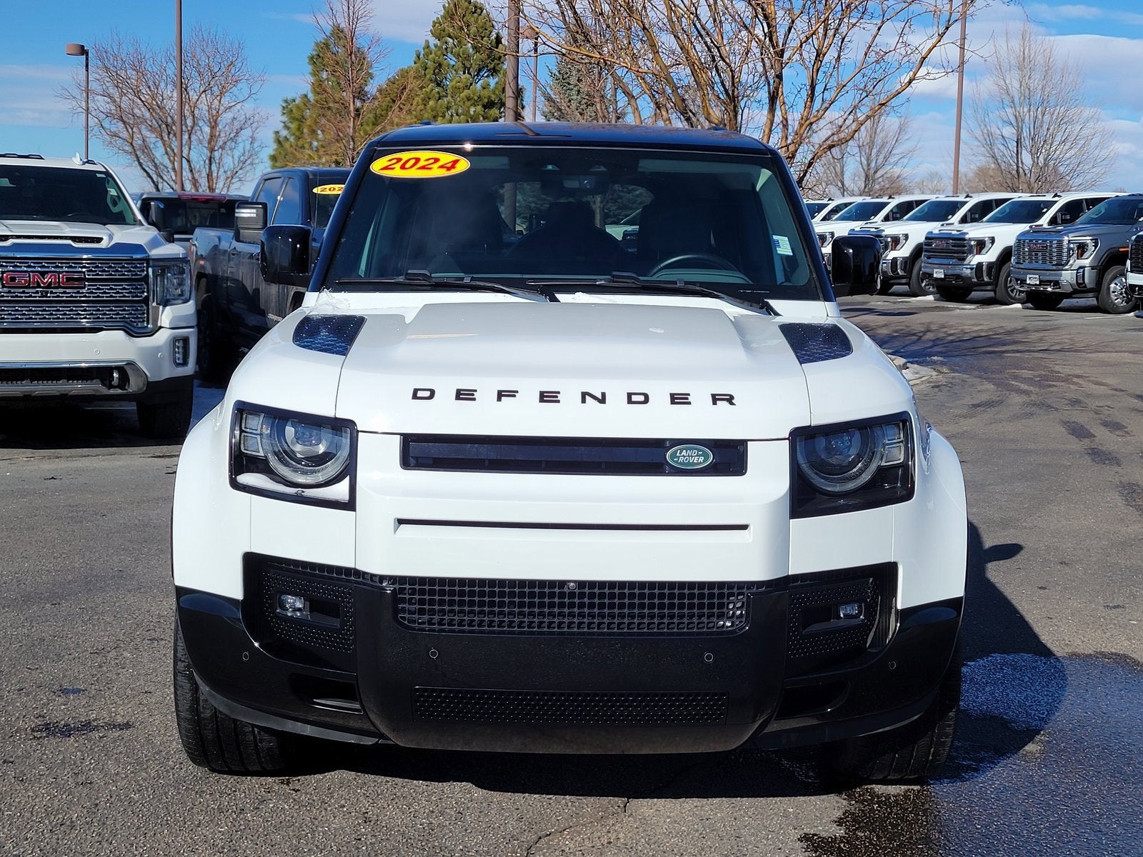 2024 Land Rover Defender X-Dynamic SE