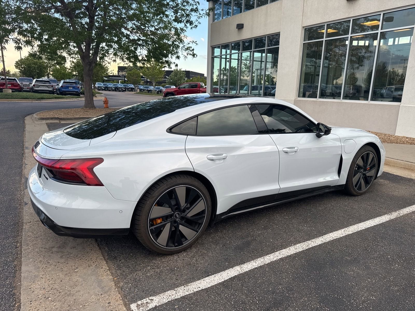 2022 Audi RS e-tron GT Base