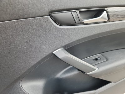 2020 Volkswagen Passat 2.0T R-Line