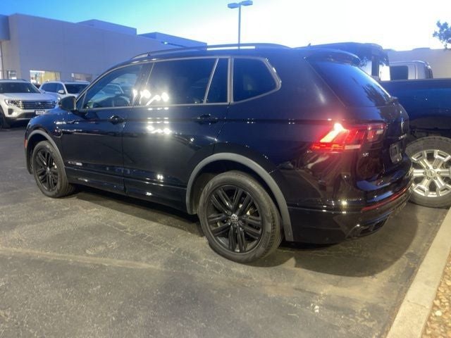 2022 Volkswagen Tiguan SE R-Line Black