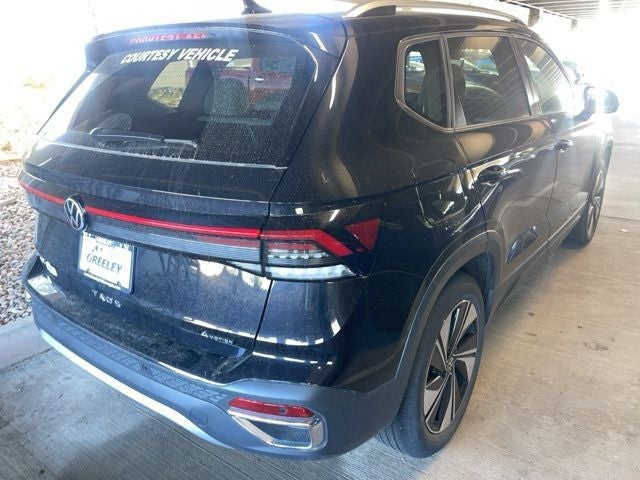 2025 Volkswagen Taos SE