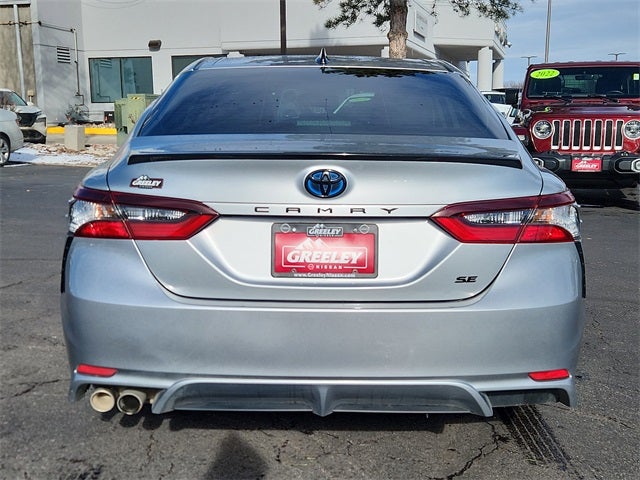 2022 Toyota Camry Hybrid SE