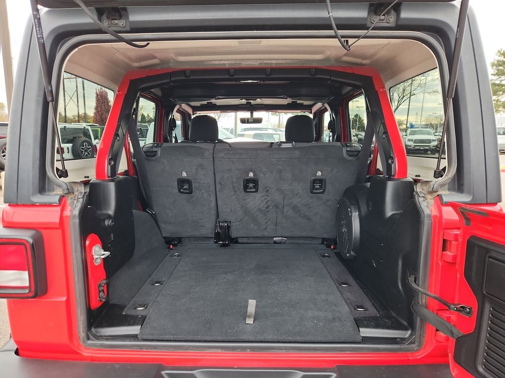 2022 Jeep Wrangler Unlimited Sahara 4x4