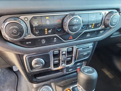 2024 Jeep Wrangler 4-Door Sahara 4x4