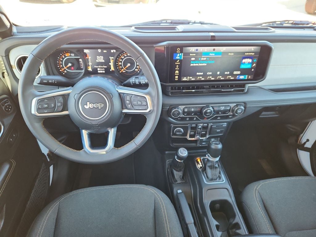 2024 Jeep Wrangler 4-Door Sahara 4x4
