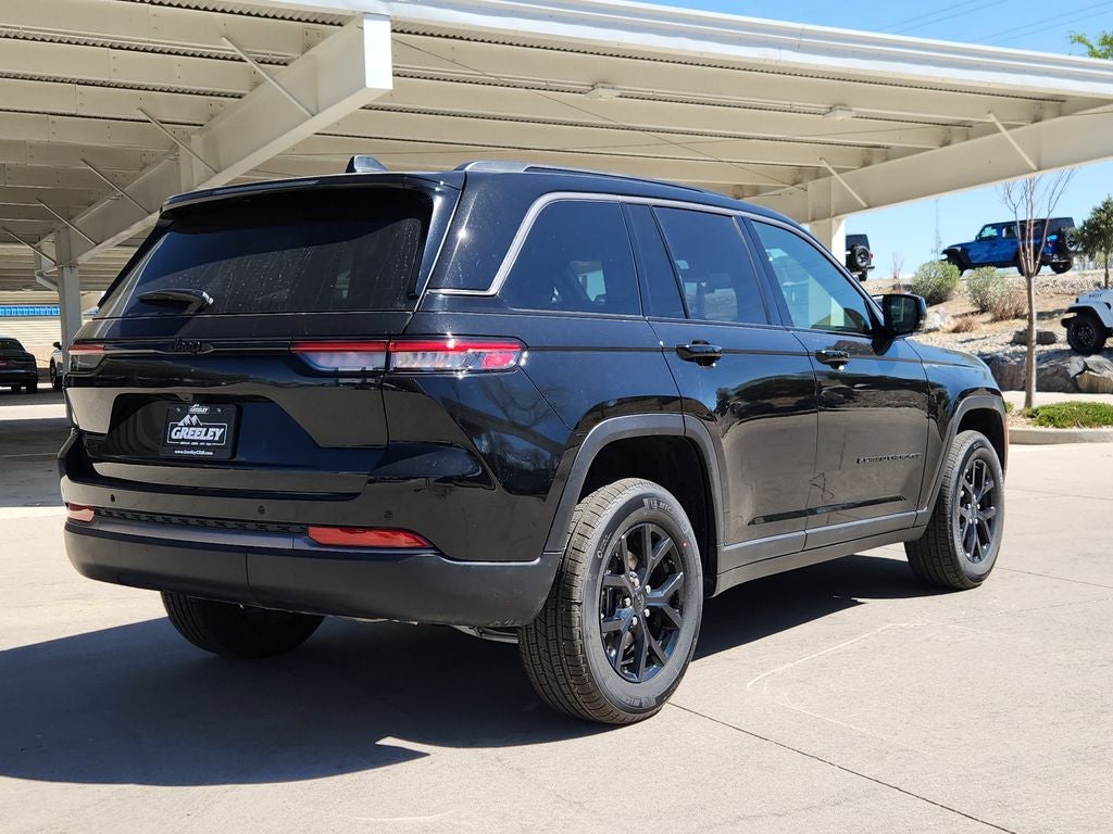 2026 Jeep Grand Cherokee GRAND CHEROKEE LAREDO ALTITUDE 4X4