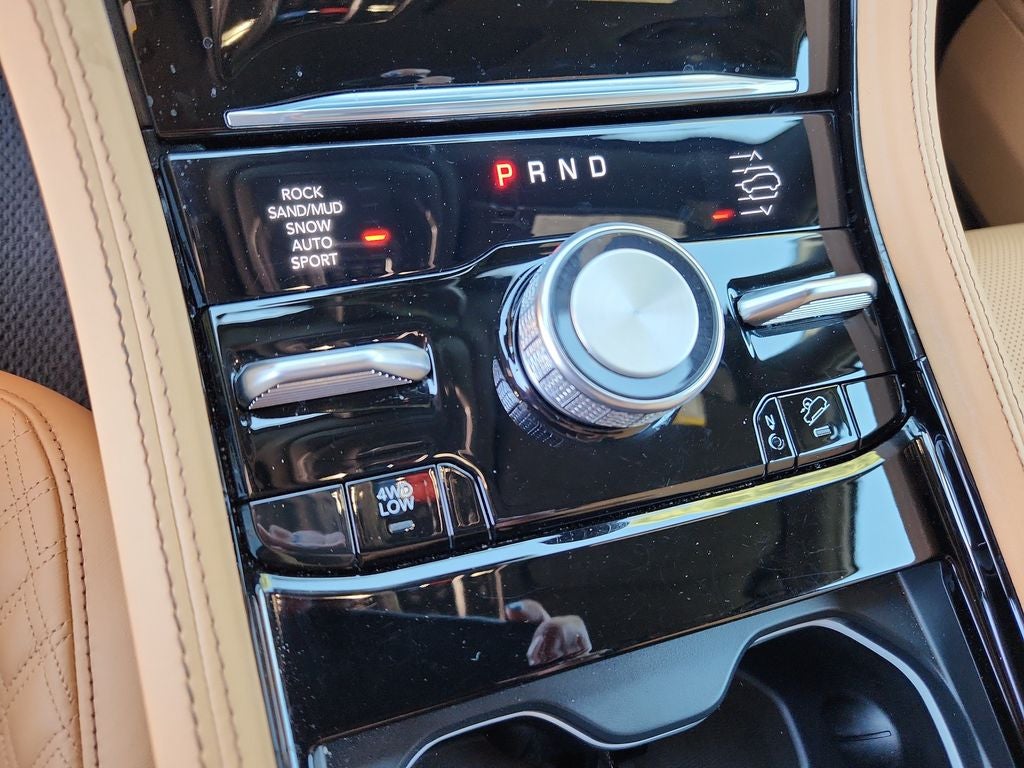 2026 Jeep Grand Cherokee Summit