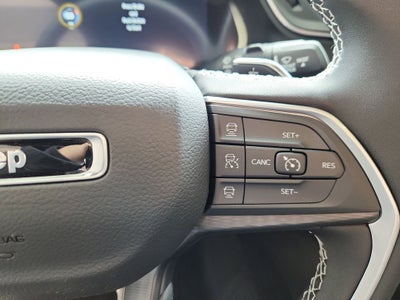 2025 Jeep Grand Cherokee L GRAND CHEROKEE L LAREDO X 4X4