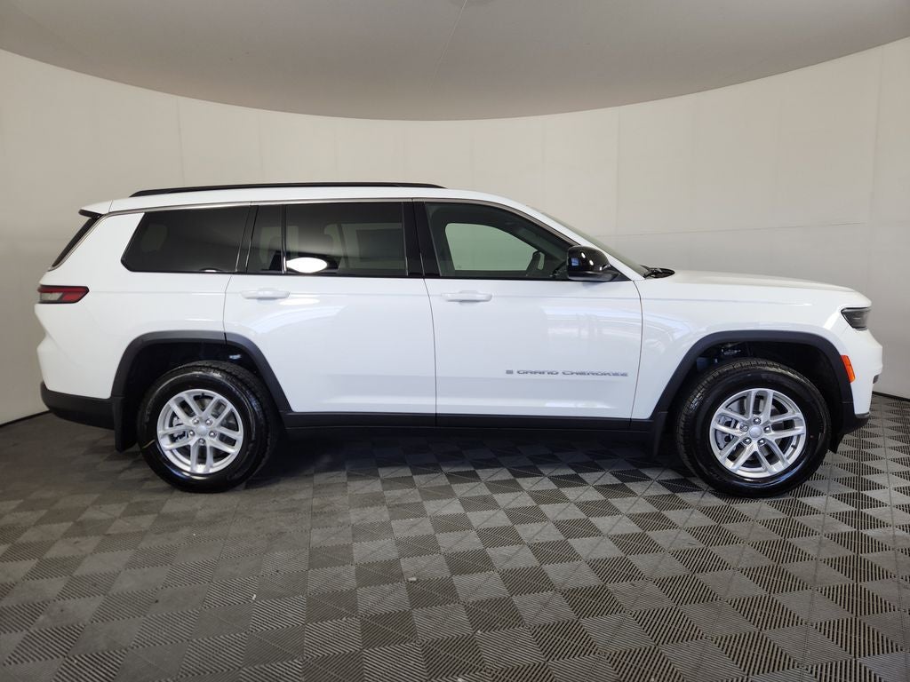 2025 Jeep Grand Cherokee L GRAND CHEROKEE L LAREDO X 4X4