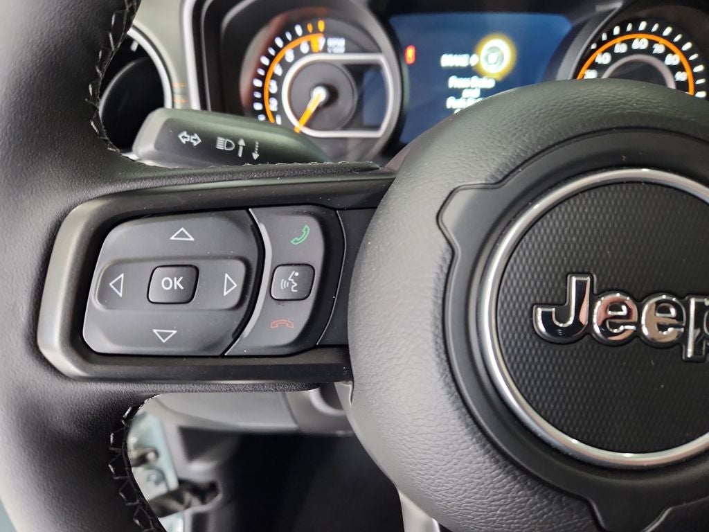 2025 Jeep Gladiator GLADIATOR MOJAVE 4X4