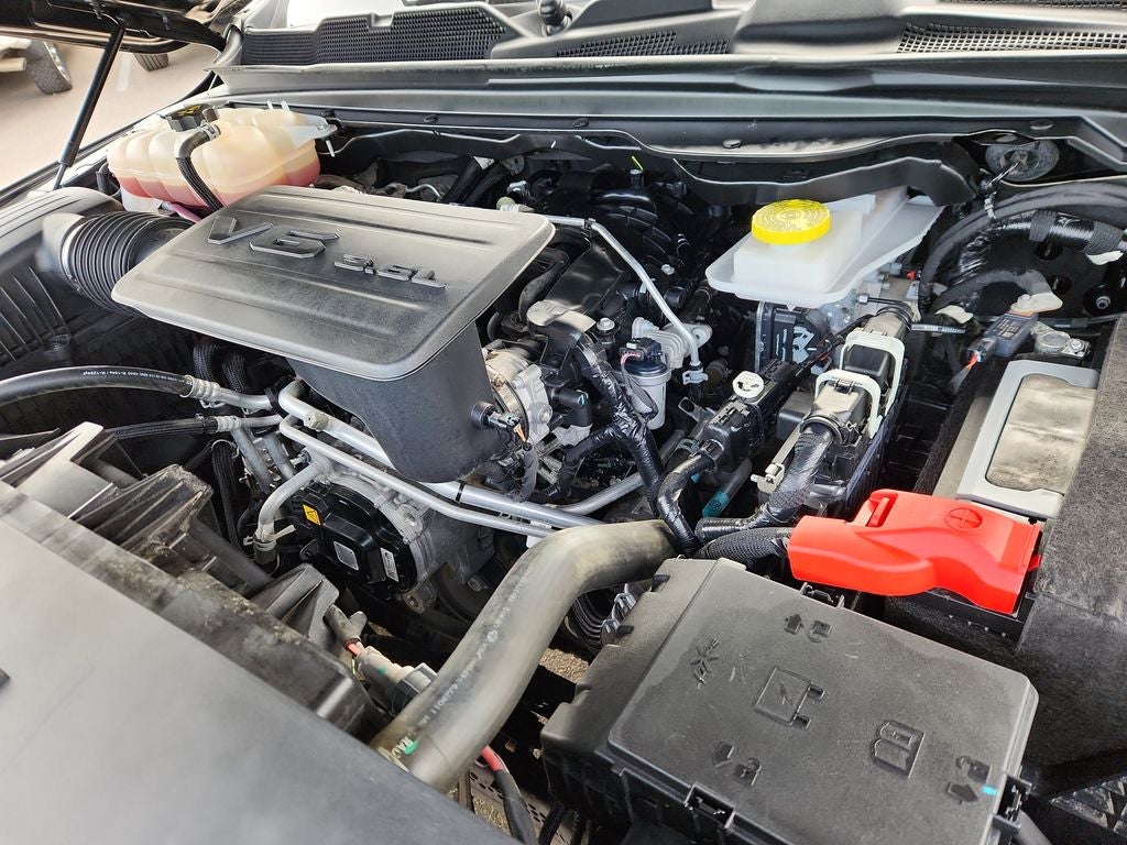 2025 RAM 1500 Tradesman Crew Cab 4x4 5'7' Box