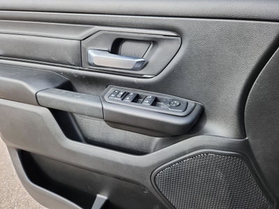 2025 RAM 1500 Tradesman Crew Cab 4x4 5'7' Box