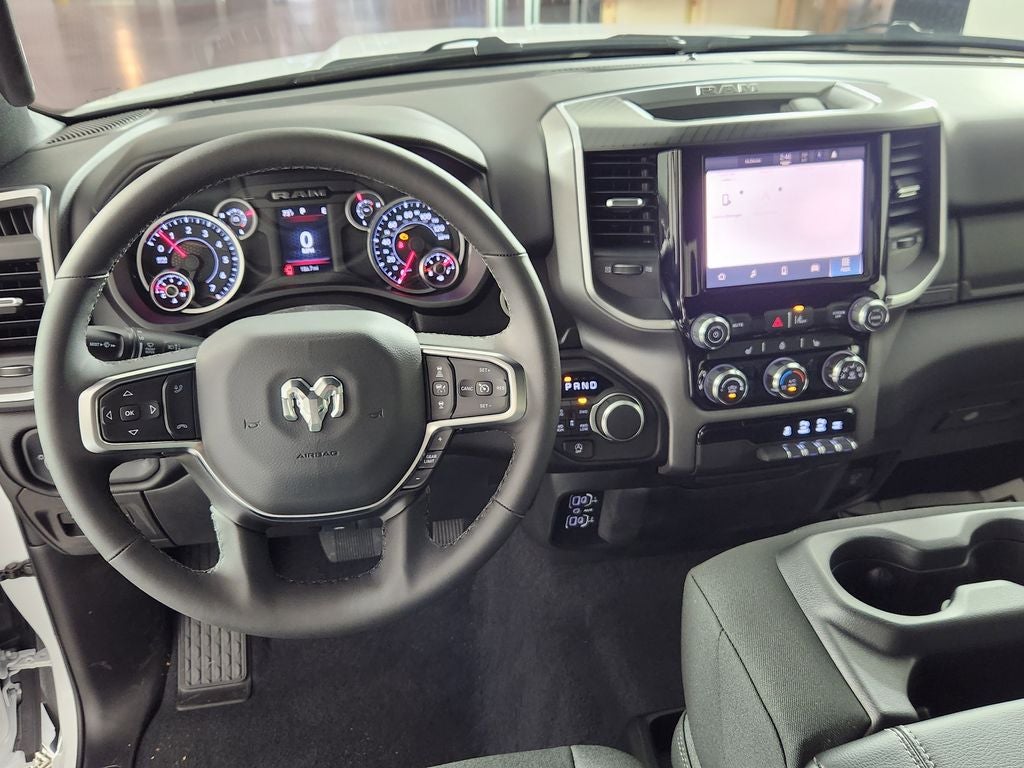 2026 RAM 1500 RAM 1500 BIG HORN CREW CAB 4X4 5'7' BOX