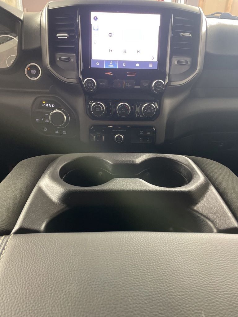 2026 RAM 1500 RAM 1500 WARLOCK CREW CAB 4X4 5'7' BOX