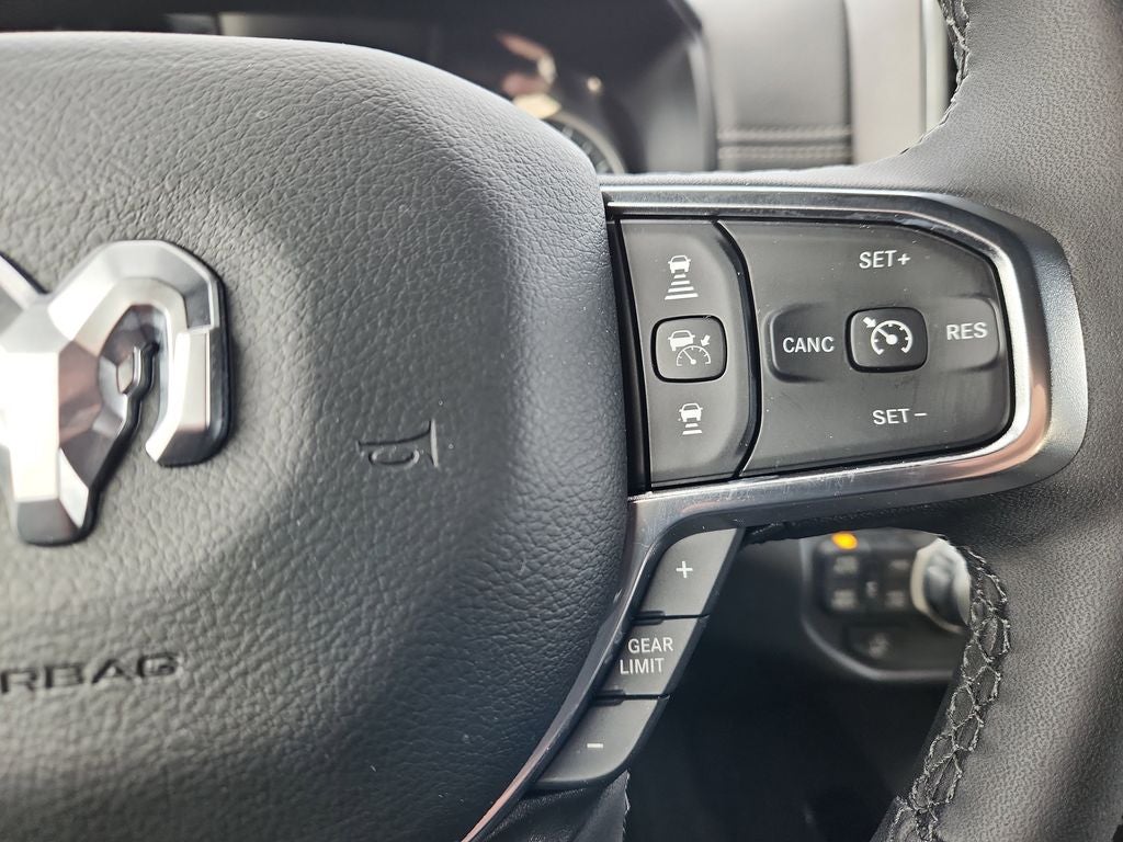 2026 RAM 1500 RAM 1500 LARAMIE CREW CAB 4X4 5'7' BOX