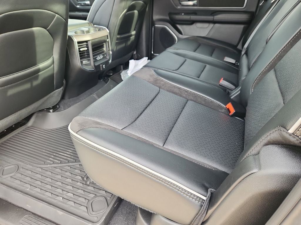 2026 RAM 1500 RAM 1500 LARAMIE CREW CAB 4X4 5'7' BOX