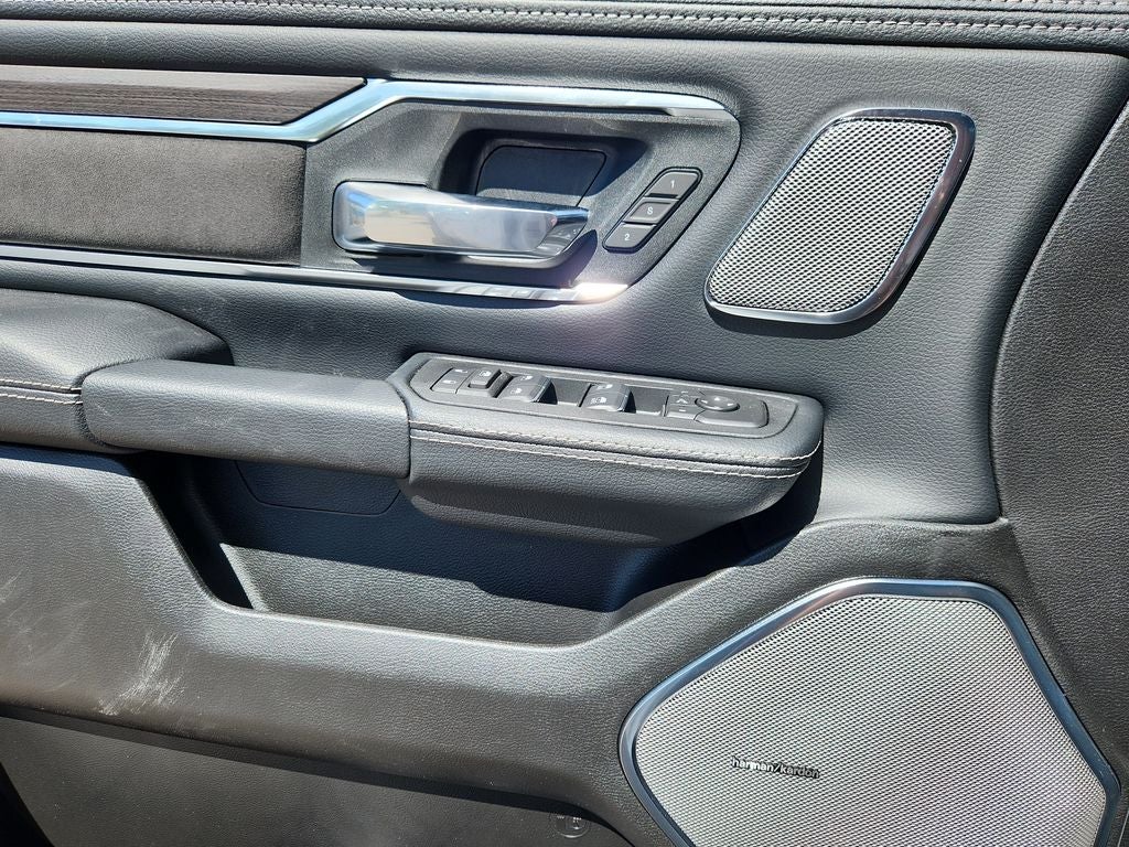 2026 RAM 1500 RAM 1500 LARAMIE CREW CAB 4X4 5'7' BOX
