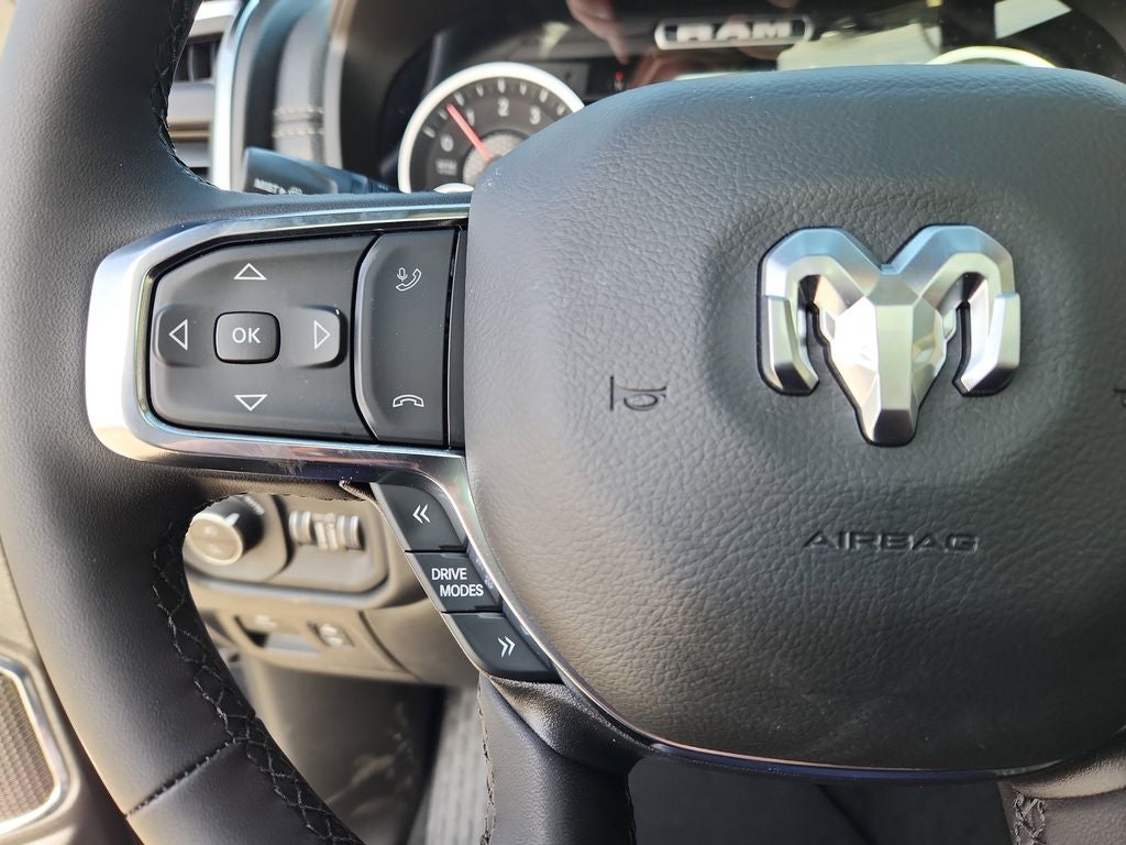 2026 RAM 1500 RAM 1500 LARAMIE CREW CAB 4X4 5'7' BOX