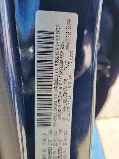 2020 RAM 1500 Laramie Crew Cab 4x4 5'7' Box