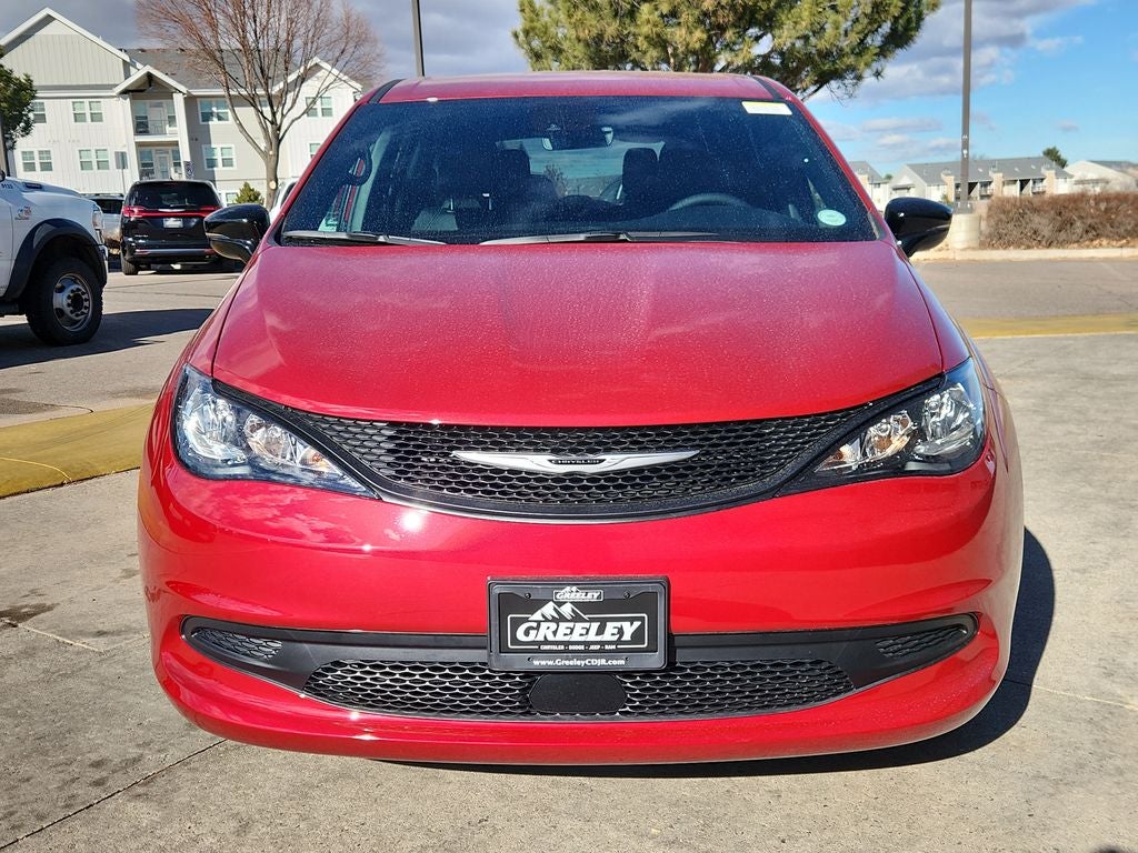 2026 Chrysler Voyager VOYAGER LX