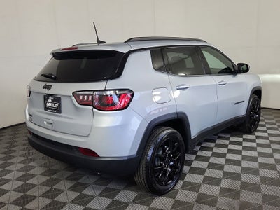 2025 Jeep Compass COMPASS LATITUDE 4X4