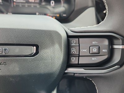 2026 Jeep Cherokee CHEROKEE LAREDO 4X4