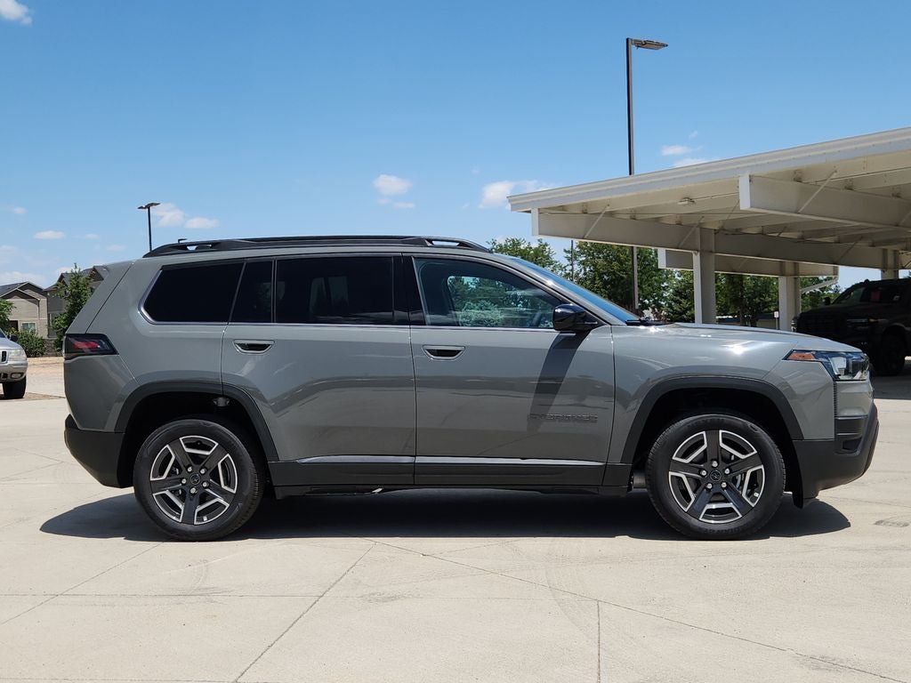 2026 Jeep Cherokee CHEROKEE LAREDO 4X4
