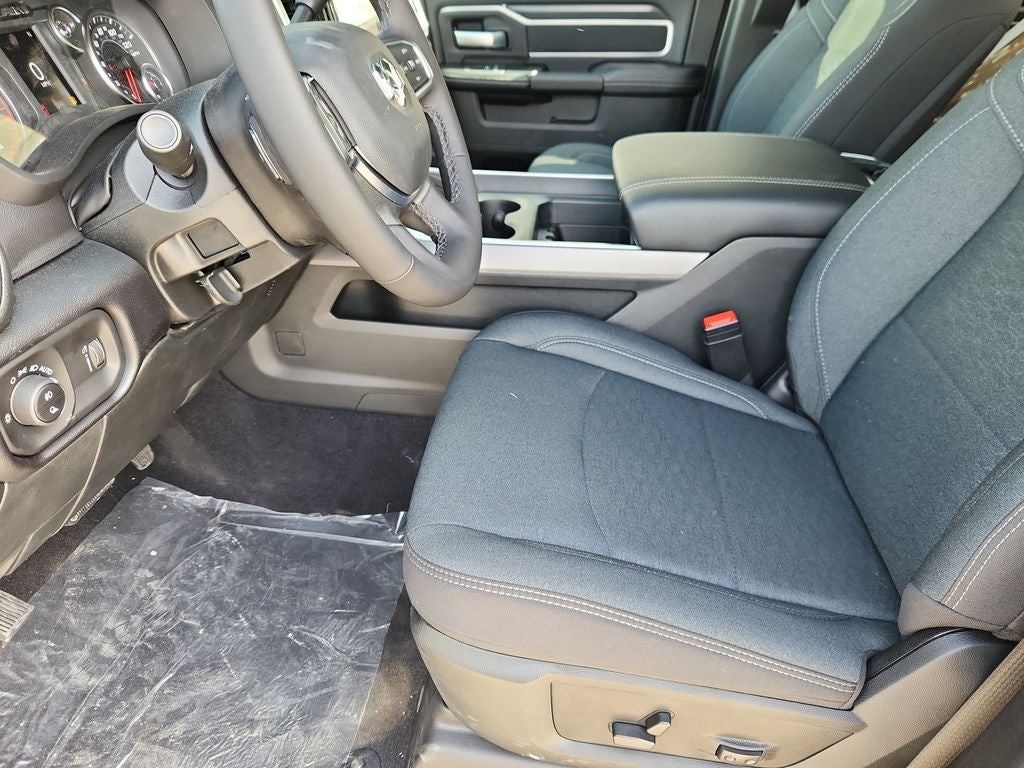 2026 RAM 3500 RAM 3500 BIG HORN CREW CAB 4X4 8' BOX