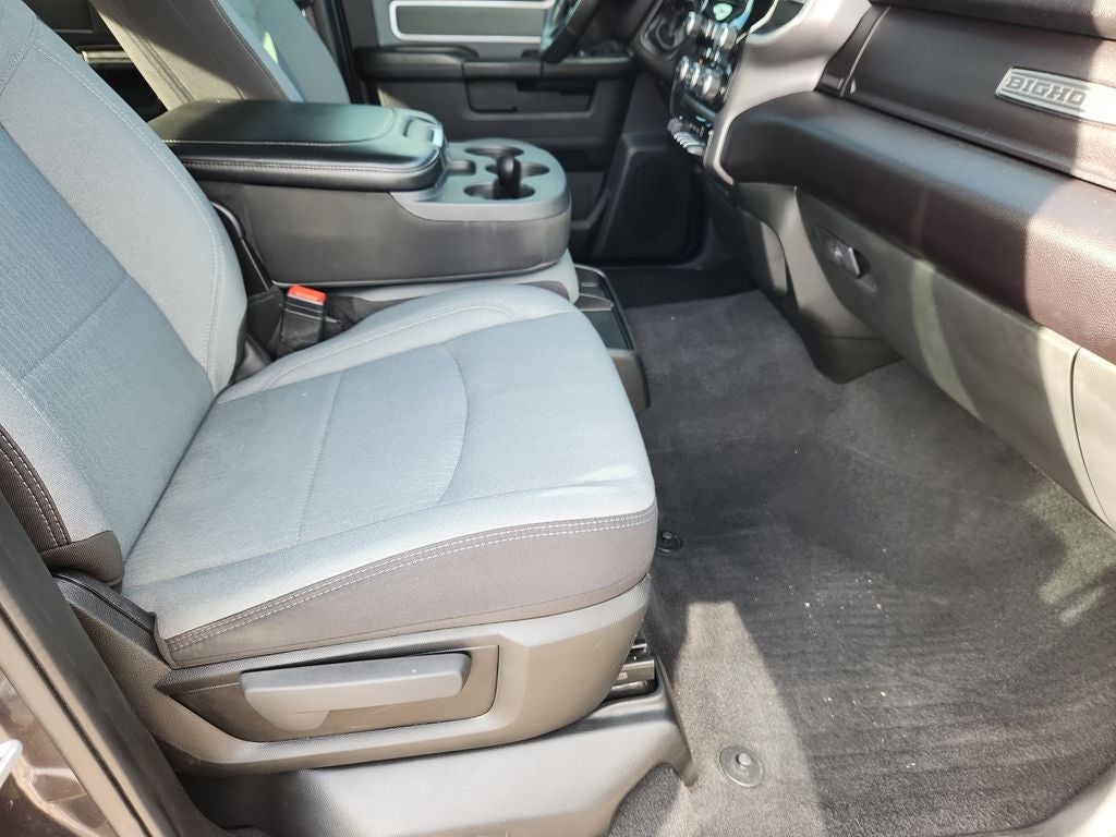 2022 RAM 3500 Big Horn Crew Cab 4x4 8' Box