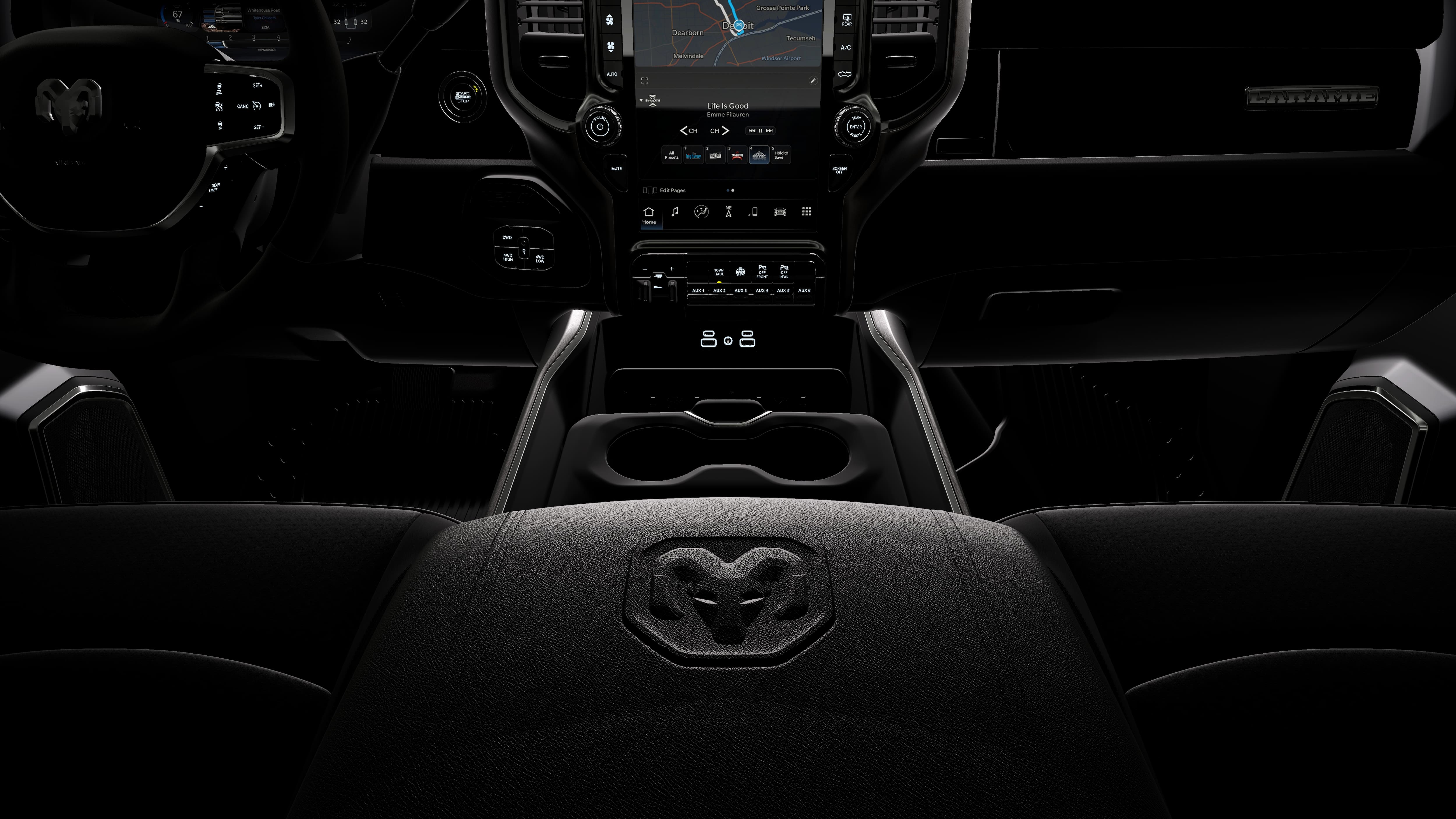 2026 RAM 3500 RAM 3500 LARAMIE CREW CAB 4X4 8' BOX