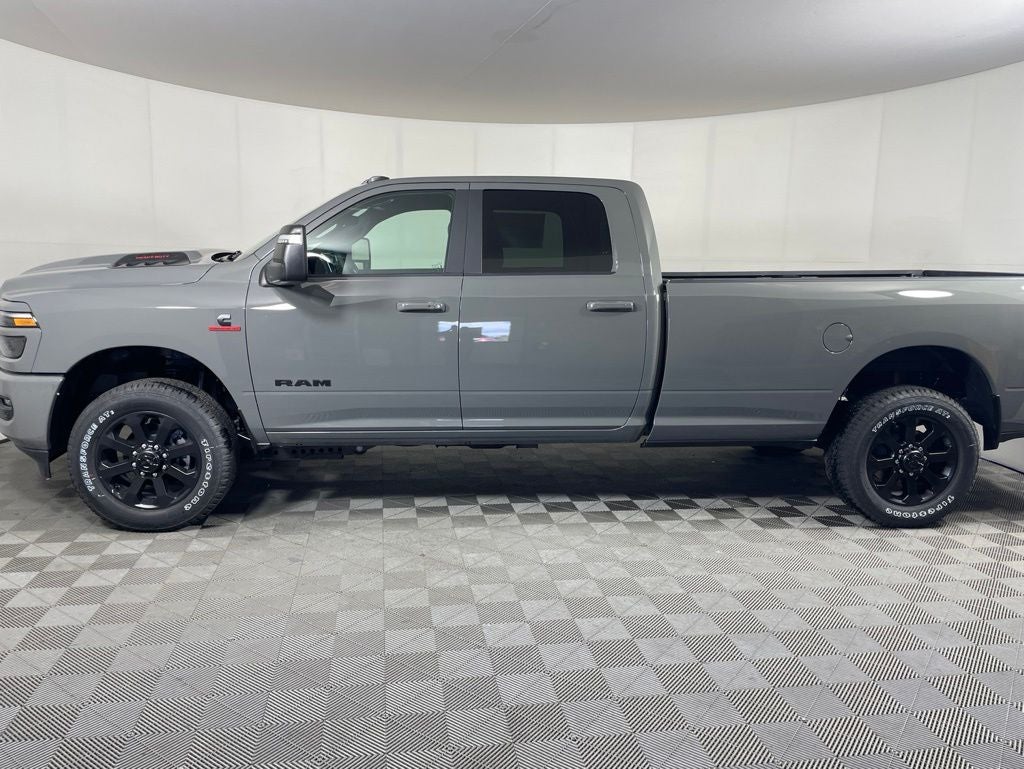 2026 RAM 3500 RAM 3500 LARAMIE CREW CAB 4X4 8' BOX