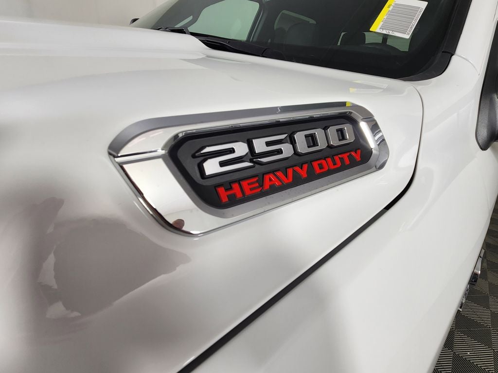 2025 RAM 2500 RAM 2500 TRADESMAN CREW CAB 4X4 6'4' BOX