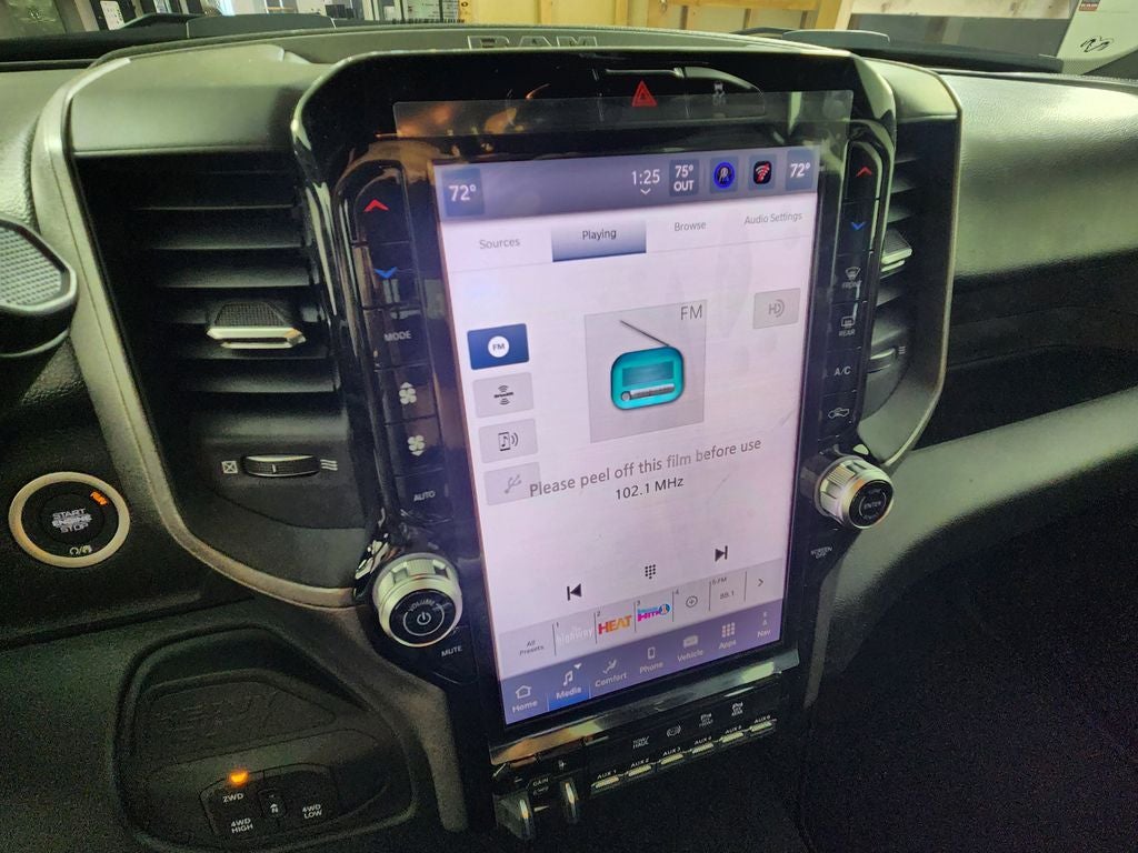 2025 RAM 2500 RAM 2500 TRADESMAN CREW CAB 4X4 6'4' BOX