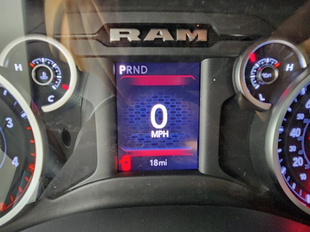 2025 RAM 2500 RAM 2500 TRADESMAN CREW CAB 4X4 6'4' BOX