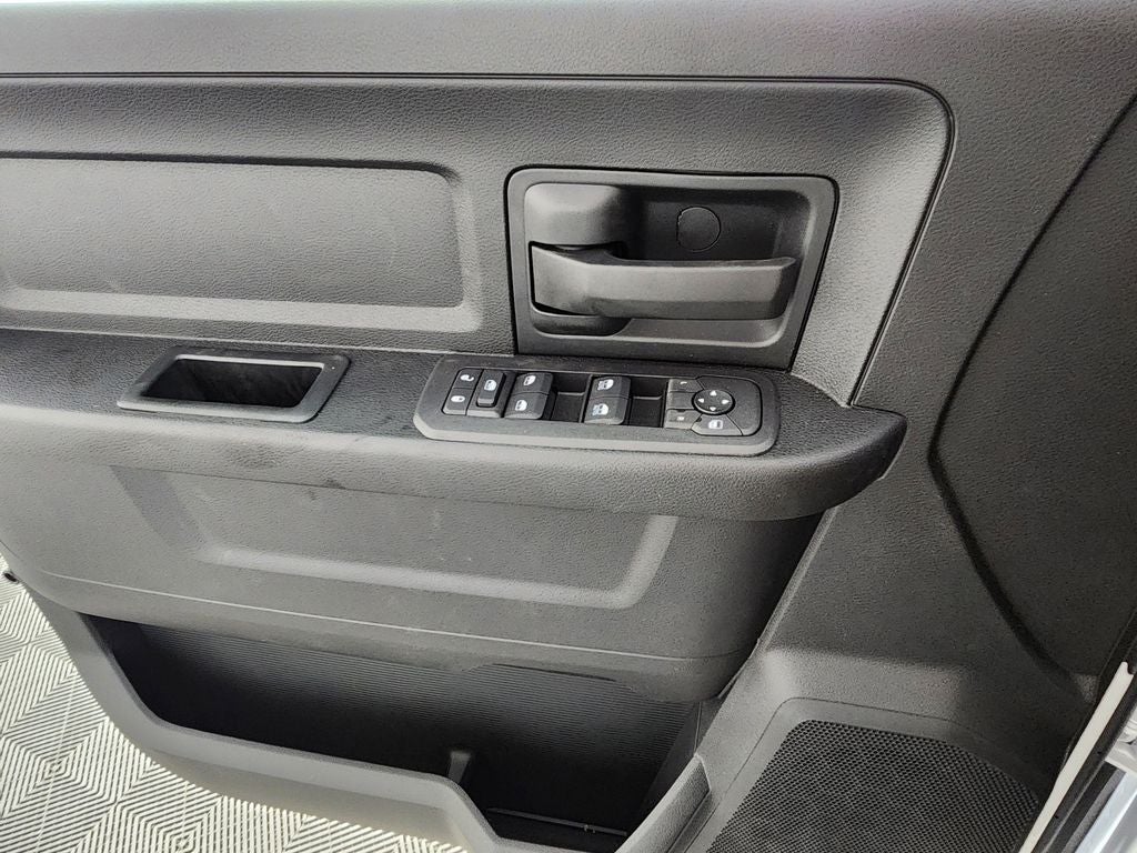 2025 RAM 2500 RAM 2500 TRADESMAN CREW CAB 4X4 6'4' BOX