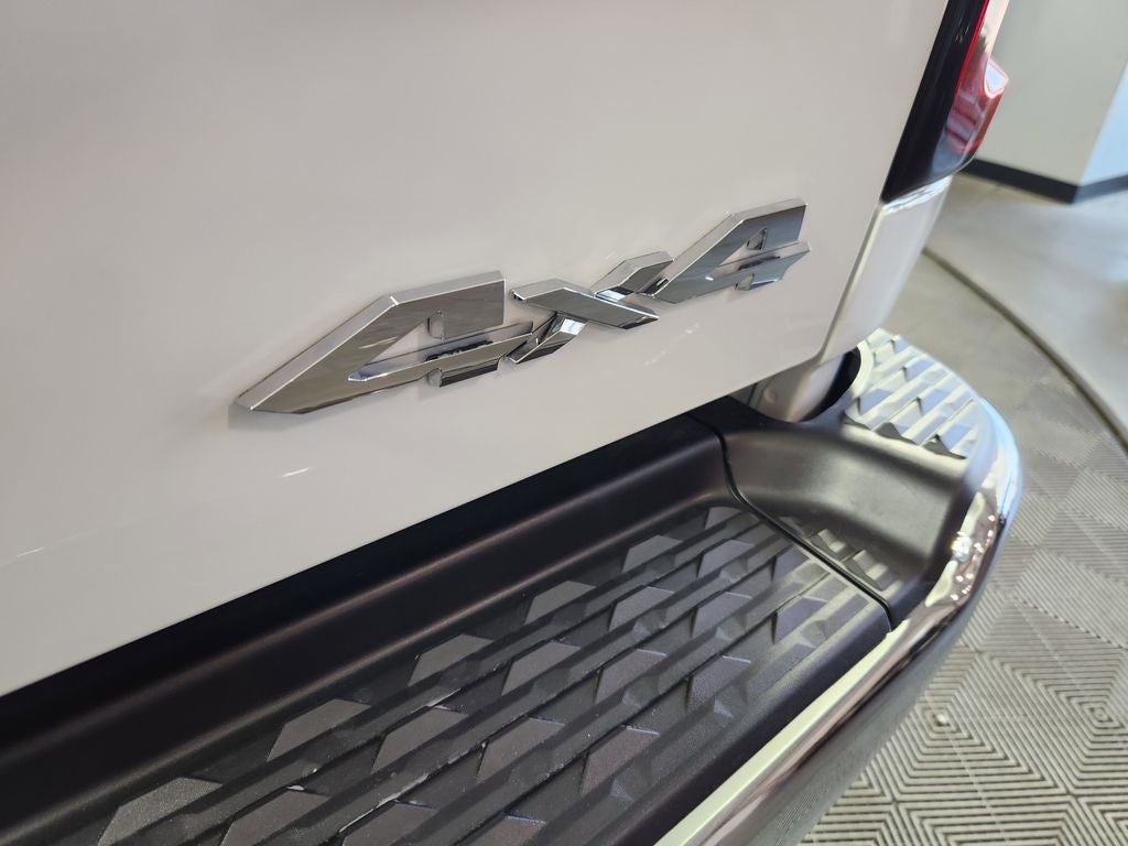 2025 RAM 2500 RAM 2500 TRADESMAN CREW CAB 4X4 6'4' BOX