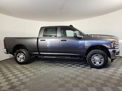 2025 RAM 2500 RAM 2500 TRADESMAN CREW CAB 4X4 6'4' BOX