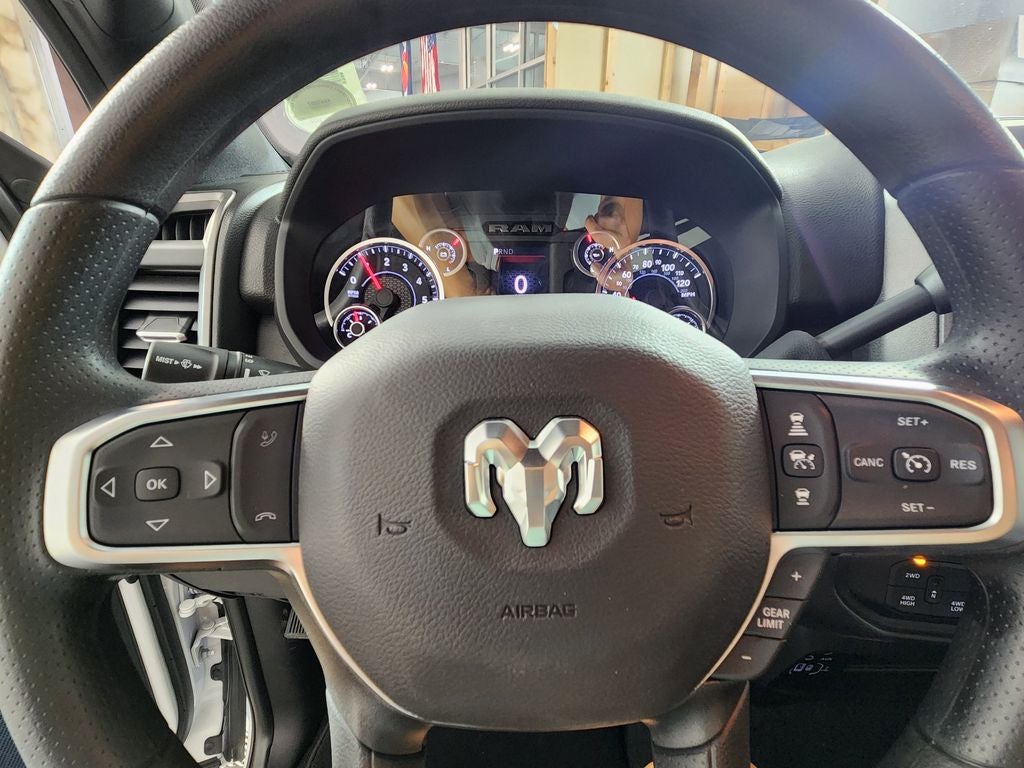 2025 RAM 2500 RAM 2500 TRADESMAN CREW CAB 4X4 6'4' BOX