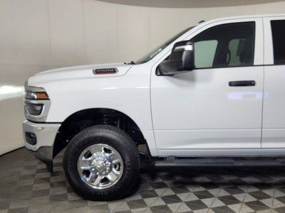 2025 RAM 2500 RAM 2500 TRADESMAN CREW CAB 4X4 6'4' BOX